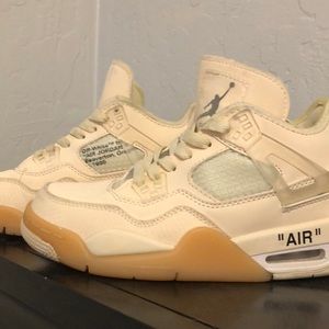 Off White Jordan 4s